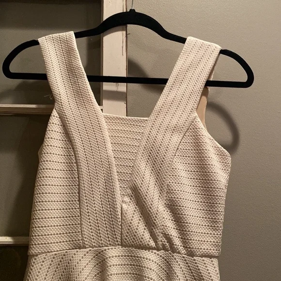 Alya White Wedding Perforated Texture A Line Mini Dress. Few Frayed Seams - Picture 2 of 9